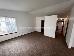 1135-1139 W Sumac Ave in Coeur d'Alene, ID - Building Photo - Building Photo