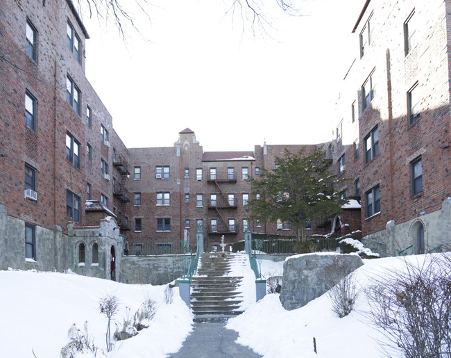 Eldorado Arms in New Rochelle, NY - Foto de edificio - Building Photo