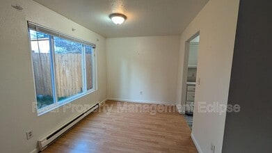 12601 SE 30th St in Bellevue, WA - Building Photo - Building Photo
