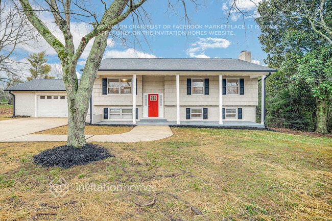 2101 Stallings Rd in Harrisburg, NC - Building Photo - Building Photo