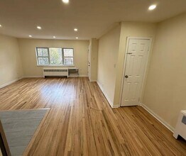 430 W 259th St in Bronx, NY - Building Photo - Building Photo