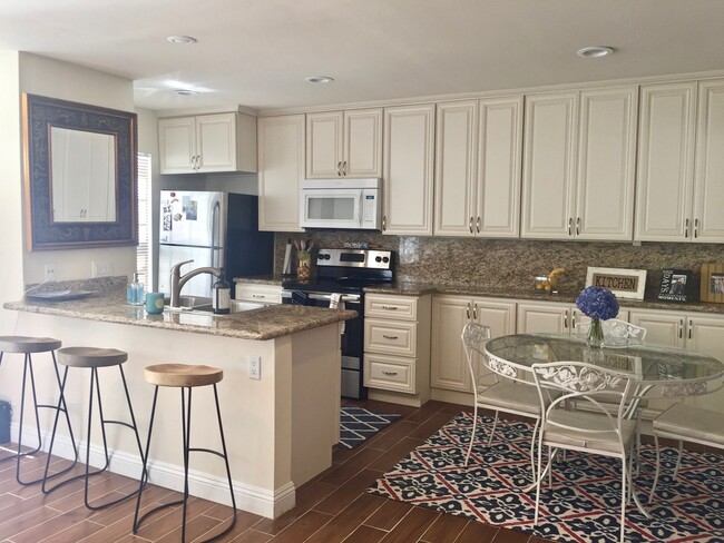 property at 7517 Herschel Ave