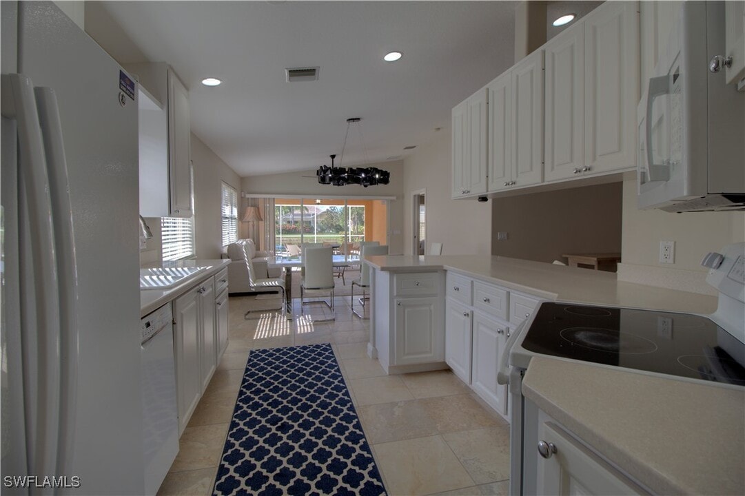 7622 Novara Ct in Naples, FL - Building Photo