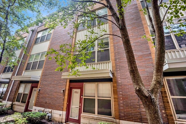 property at 1234 W Monroe St