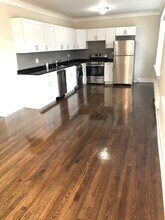 839 W Cornelia Ave in Chicago, IL - Building Photo - Building Photo