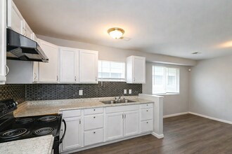 2133 White Ave in Indianapolis, IN - Building Photo - Building Photo