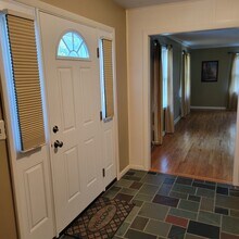 802 Wedgewood Dr in Erie, PA - Building Photo - Building Photo
