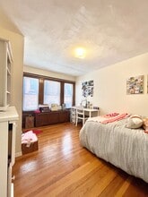 42 Kirkwood Rd, Unit 2 in Boston, MA - Building Photo - Building Photo