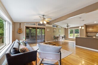 322 Sibley Rd in Waltham, MA - Building Photo - Building Photo