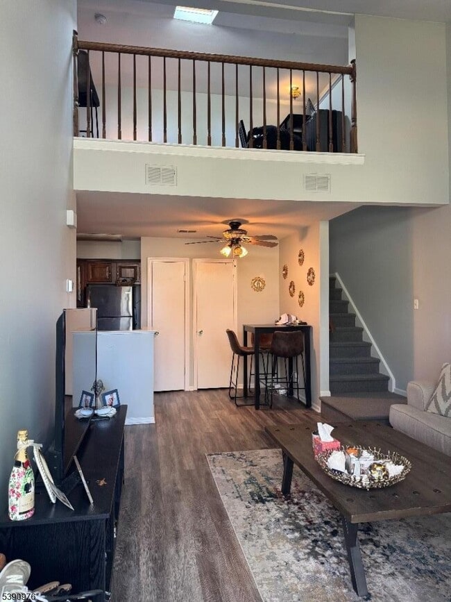 property at 28 Tansy Ct