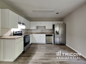 530 Saddle Shoals Dr in Lawrenceville, GA - Building Photo - Building Photo