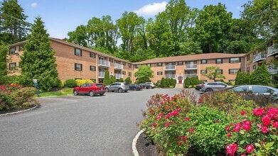 Waters Edge Apartments in Bethlehem, PA - Building Photo - Building Photo