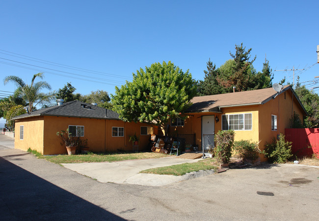 3456 Santa Clara Ave in Oxnard, CA - Building Photo - Building Photo