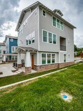 649 N Tyler St in Dallas, TX - Building Photo - Building Photo