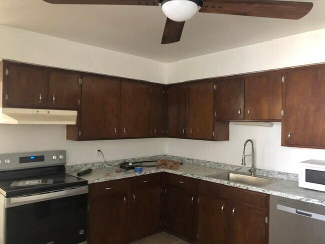 2106 S Granada Dr in Tempe, AZ - Building Photo - Building Photo