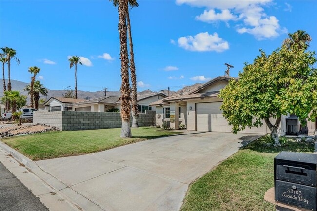 53705 Avenida Diaz in La Quinta, CA - Building Photo - Building Photo