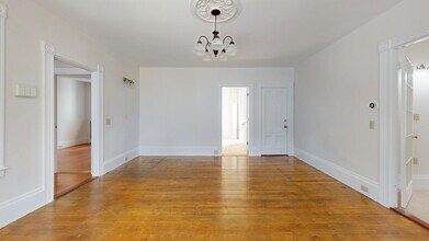 10 Barrows St, Unit 1 in Middleboro, MA - Building Photo - Building Photo
