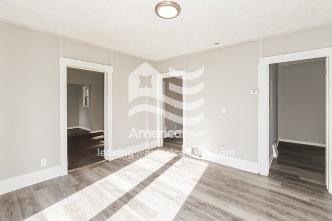 6006 S 20th Ave in Omaha, NE - Foto de edificio - Building Photo