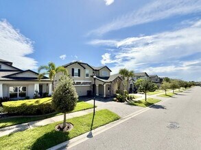 10127 Tuscan Sun Ave in Riverview, FL - Building Photo - Building Photo