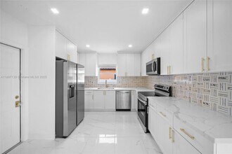 1625 Hollywood Blvd in Hollywood, FL - Building Photo - Building Photo