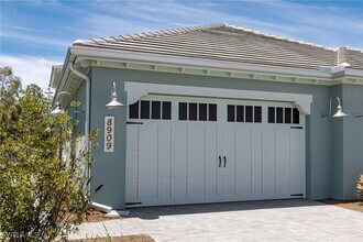 8909 Yucatan Ct in Naples, FL - Building Photo - Building Photo