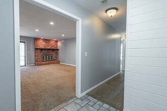 4818 S McCann Ave in Springfield, MO - Building Photo - Building Photo