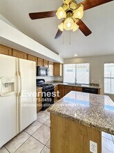 1335 E Century Ave in Gilbert, AZ - Building Photo - Building Photo