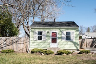 2512 Morton Ave in Des Moines, IA - Building Photo