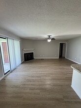 112 W Victoria Ct in Greenville, NC - Building Photo - Building Photo