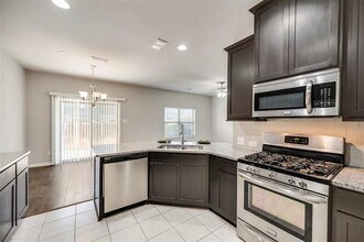 916 Brookville Ct in Plano, TX - Building Photo - Building Photo