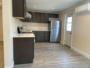 35 Orange Ave in Walden, NY - Building Photo - Building Photo