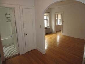 4 Chiswick Rd, Unit 24 in Boston, MA - Foto de edificio - Building Photo