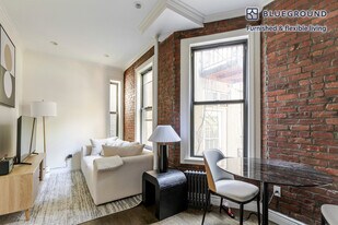 223 Mott St in New York, NY - Building Photo