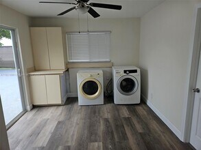 2551 NE 7th Ter in Pompano Beach, FL - Foto de edificio - Building Photo