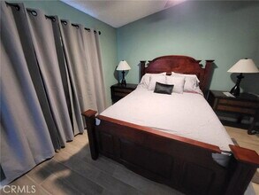 38513 32nd St E in Palmdale, CA - Building Photo - Building Photo