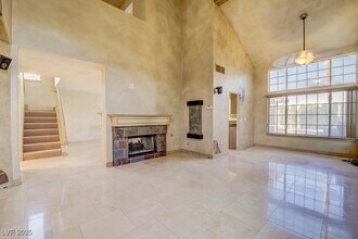 2394 Millcroft Dr in Henderson, NV - Building Photo - Building Photo
