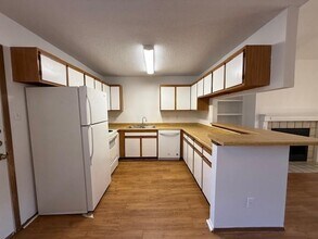 3000 Jadewood Ct in Austin, TX - Building Photo - Building Photo