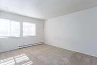 Kendall Manor Apartments in Kalamazoo, MI - Building Photo - Interior Photo