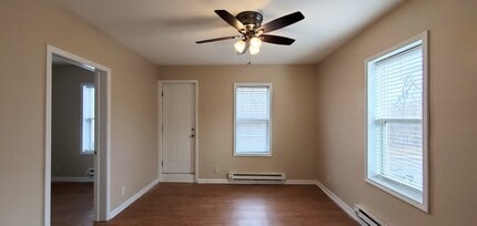 839 N Broadway St in Joliet, IL - Foto de edificio - Building Photo