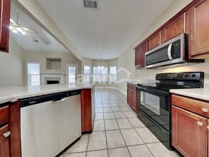 10162 Lynham Dr in Cordova, TN - Building Photo - Building Photo