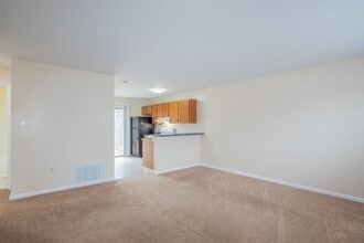 38 Verdi Cir in Newark, DE - Building Photo - Building Photo