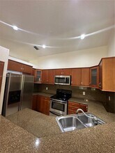 4279 Greenbriar Ln in Weston, FL - Building Photo - Building Photo