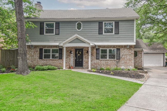 310 Prince of Wales St