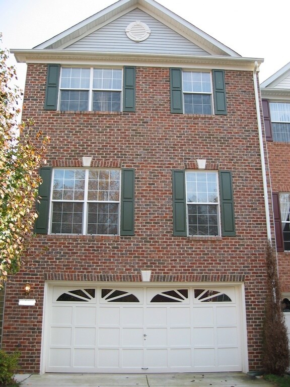 4614 Buckhorn Ridge Rentals in Fairfax, VA