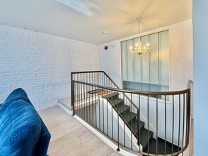 1711 R. Saint-Denis in Montréal, QC - Building Photo - Building Photo