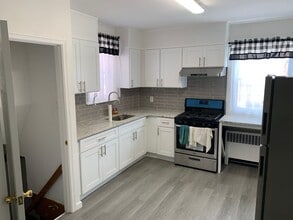 1233 Robbins St in Philadelphia, PA - Building Photo - Building Photo