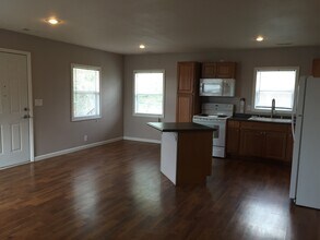 3810 Old Knoxville Hwy in Rockford, TN - Building Photo - Building Photo