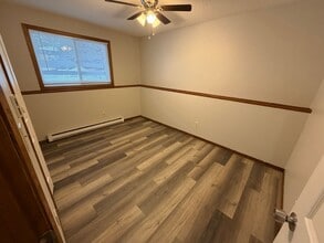 Chester Estates in Rochester, MN - Building Photo - Interior Photo