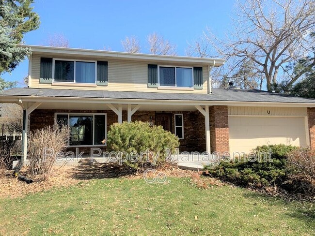 property at 3201 Wedgewood Ct