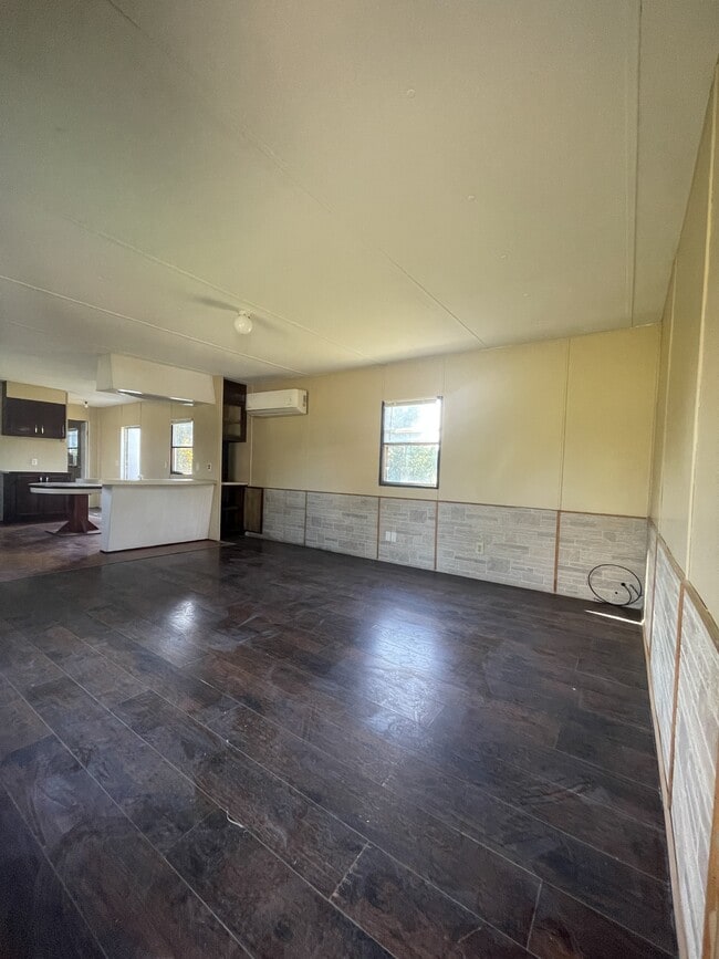 17769 178th Ave in Spiro, OK - Foto de edificio - Building Photo